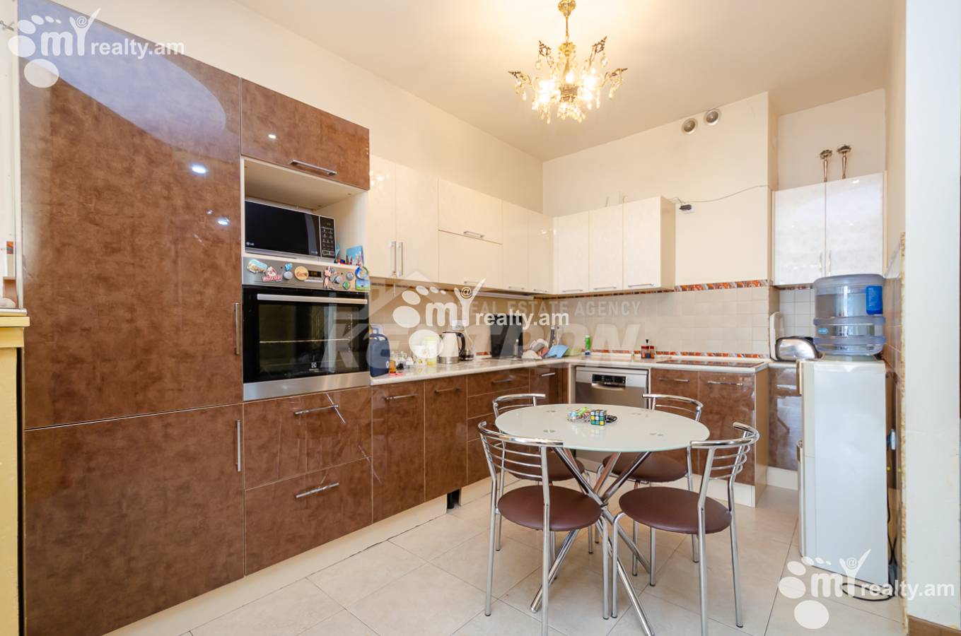 3 bedroom apartment for sale N. Zaryan St, Arabkir Yerevan, 145509