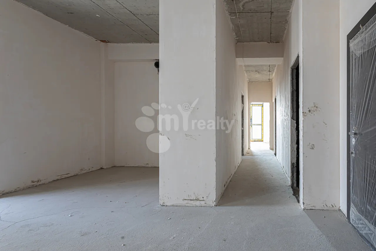 4 bedroom apartment for sale خیابان لِنینگراندیان, آچاپنیاک ایروان, 158334