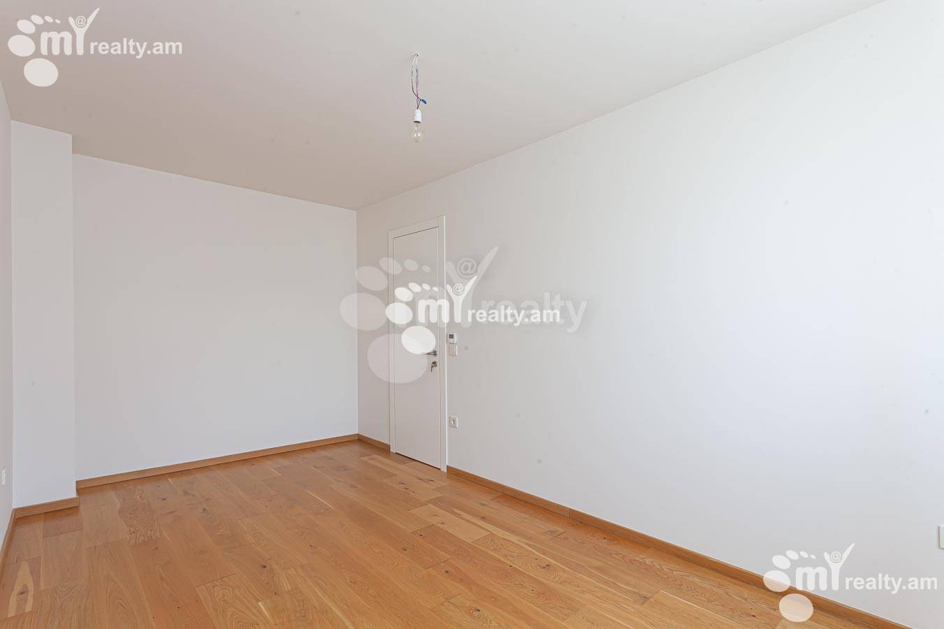 5 bedroom apartment for sale خیابان مامیکونیانتس کوچه, عربگیر ایروان, 155378