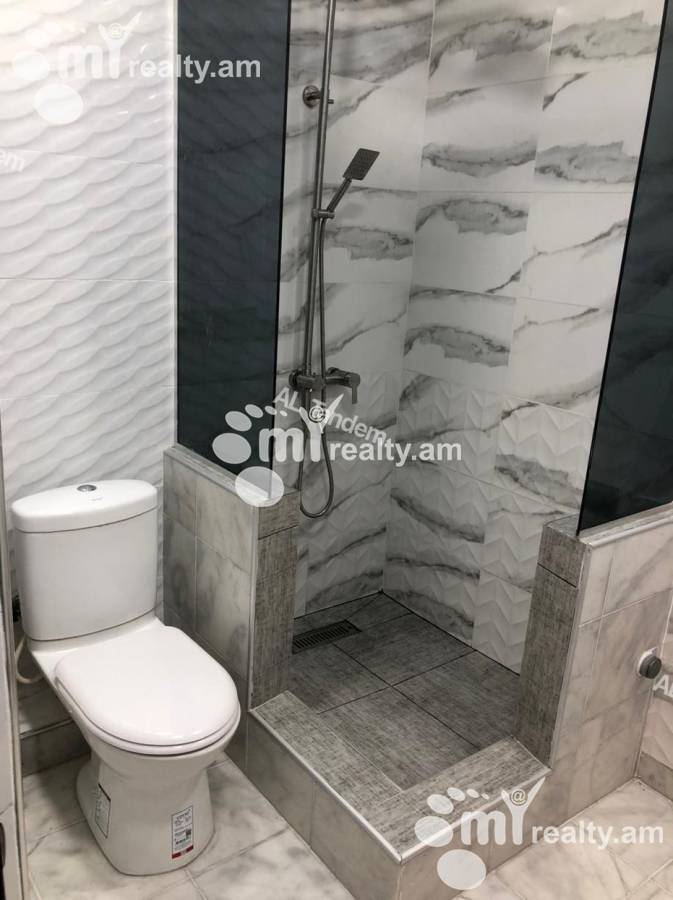 2 bedroom apartment for sale (خیابان باقرامیان (عربکیر, عربگیر ایروان, 156431