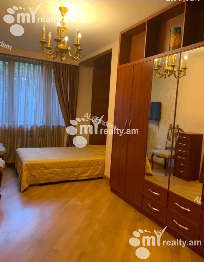 Купить 5 комнатную квартиру Чаренц ул, Центр Ереван, 142569