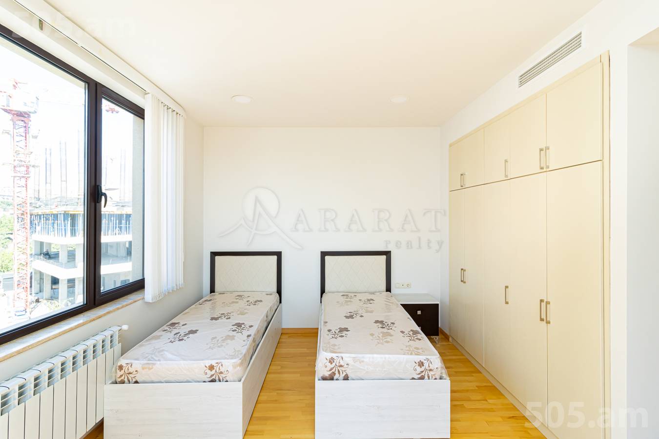 3 bedroom apartment for sale Antarayin St, Center Yerevan, 137611