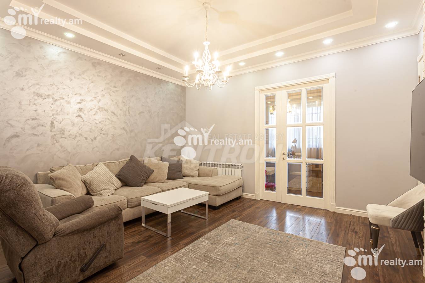 3 bedroom apartment for sale خیابان ماشتوتس, مرکز شهر ایروان, 155620