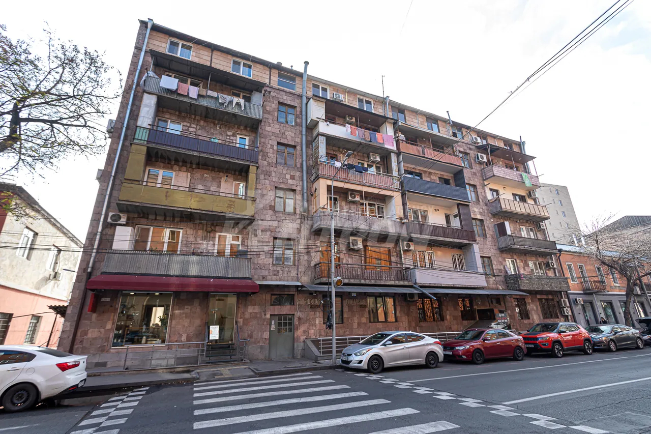 Commercial property for sale Leo St, Center Yerevan, 157703