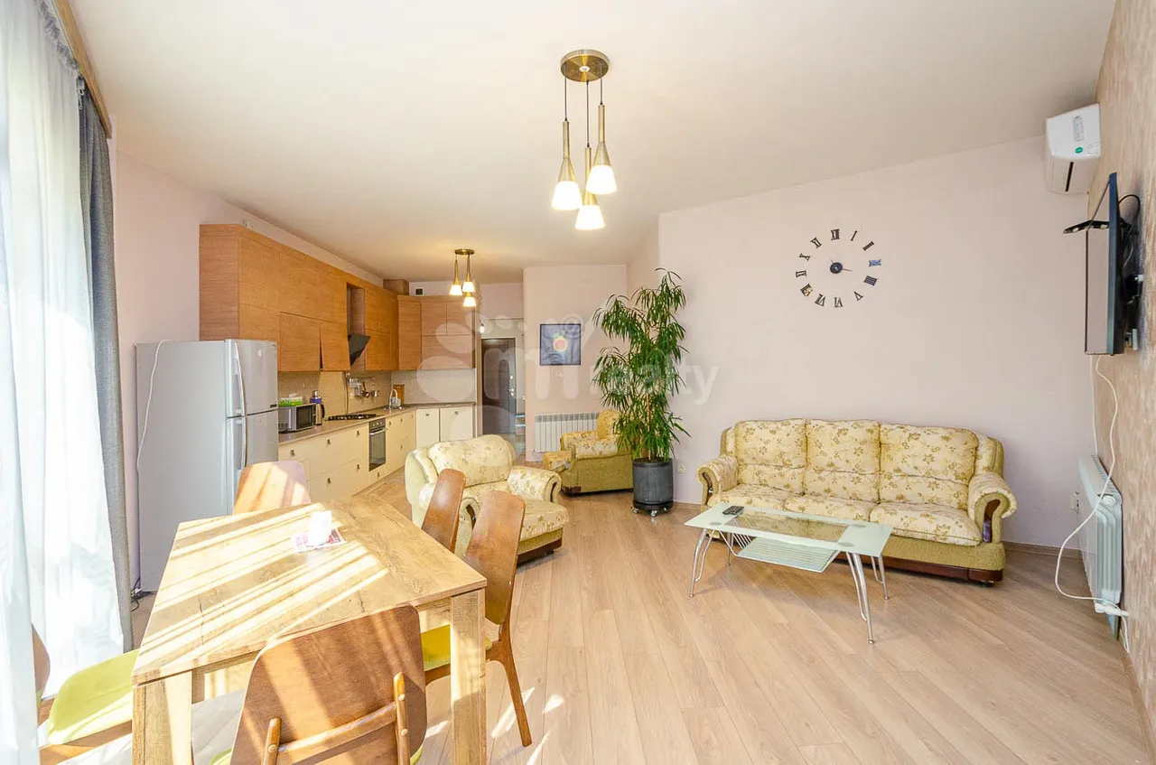 3 bedroom apartment for rent Yekmalyan St, Center Yerevan, 159975