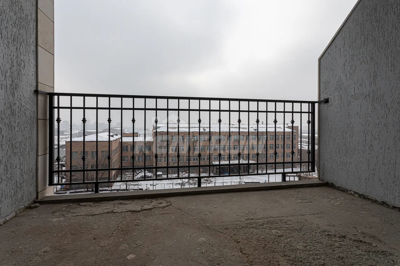 4 սենյականոց բնակարան  Գևորգյան փող․, Դավթաշեն Երևան, 159190