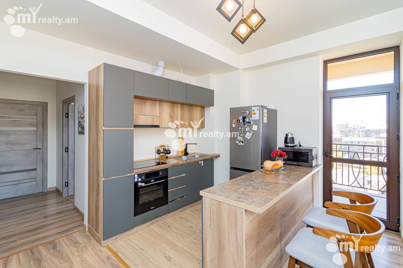 Купить 3 комнатную квартиру Нерсисян ул, Канакер-Зейтун Ереван, 143528