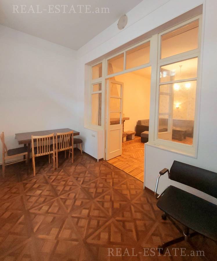 Снять коммерческoе помещение Баграмян пр(Кентрон), Центр Ереван, 140168