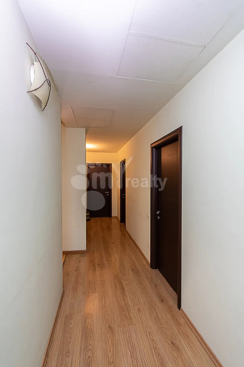 4 bedroom apartment for sale Northern(Hyusisayin)  Ave, Center Yerevan, 161341
