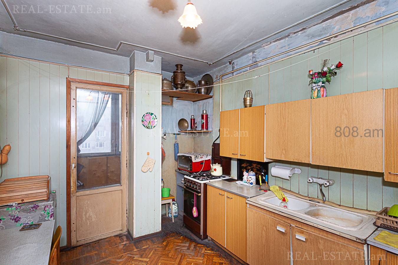 Купить 3 комнатную квартиру Налбандян ул, Центр Ереван, 128744