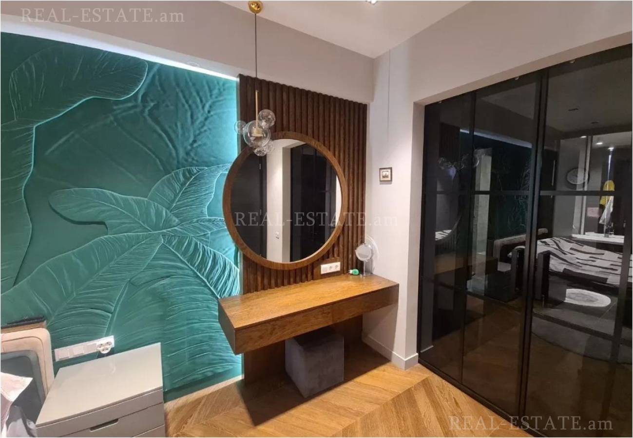 3 սենյականոց բնակարան վարձով Եկմալյան փող, Կենտրոն Երևան, 118864