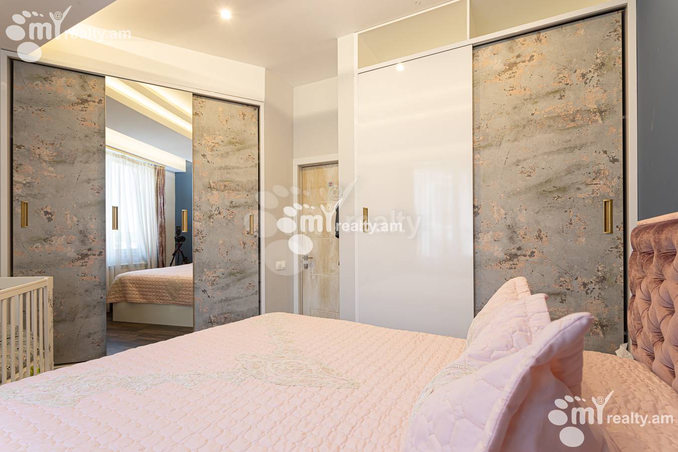 4 bedroom apartment for sale Kievyan St, Arabkir Yerevan, 156111