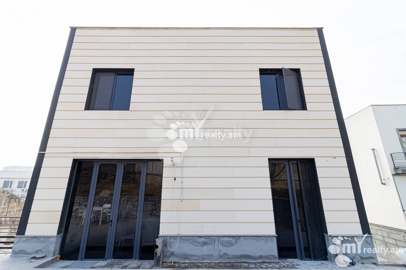 Commercial property for sale Davtashen 6 St, Dawtaschen Yerevan, 153982