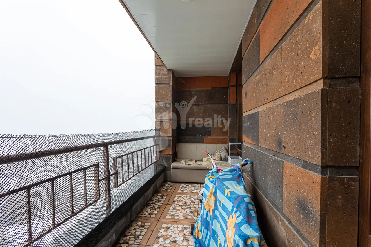 4 bedroom apartment for sale خیابان گیولیکِوخیان, نور نورک ایروان, 159626