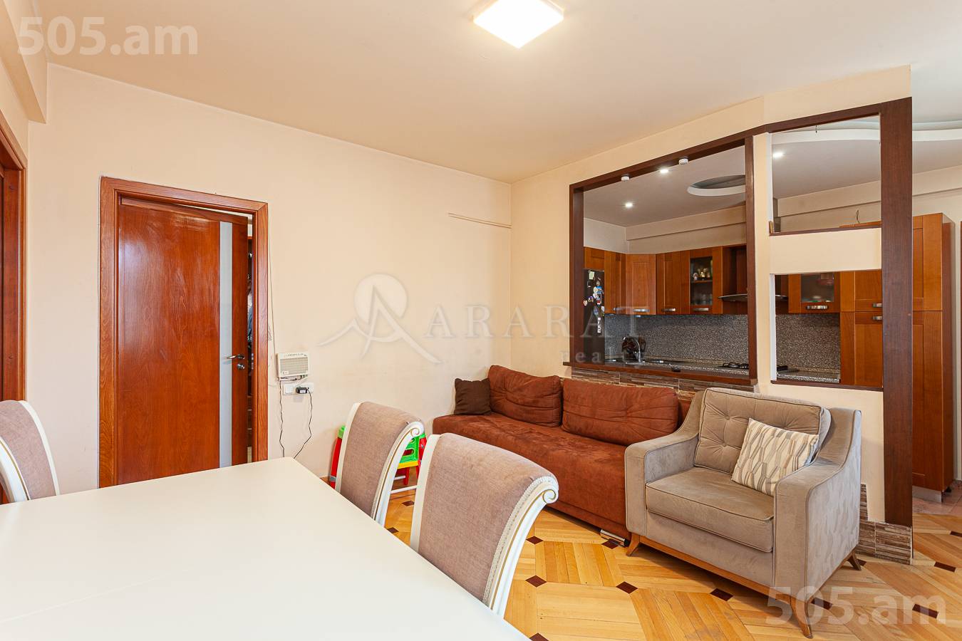 3 bedroom apartment for sale خیابان پوشکین, مرکز شهر ایروان, 147415