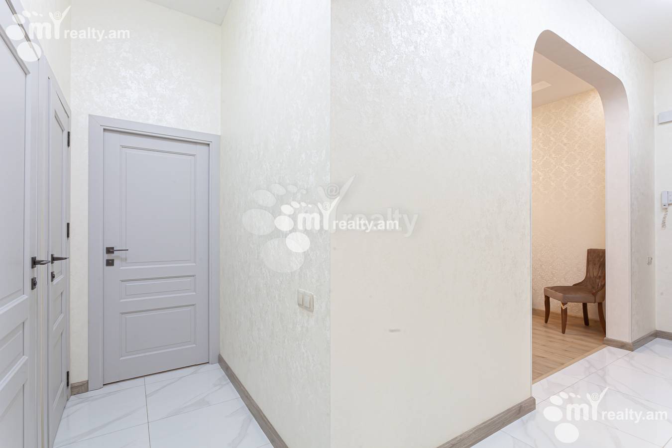 3 bedroom apartment for sale Paronyan St, Center Yerevan, 155985