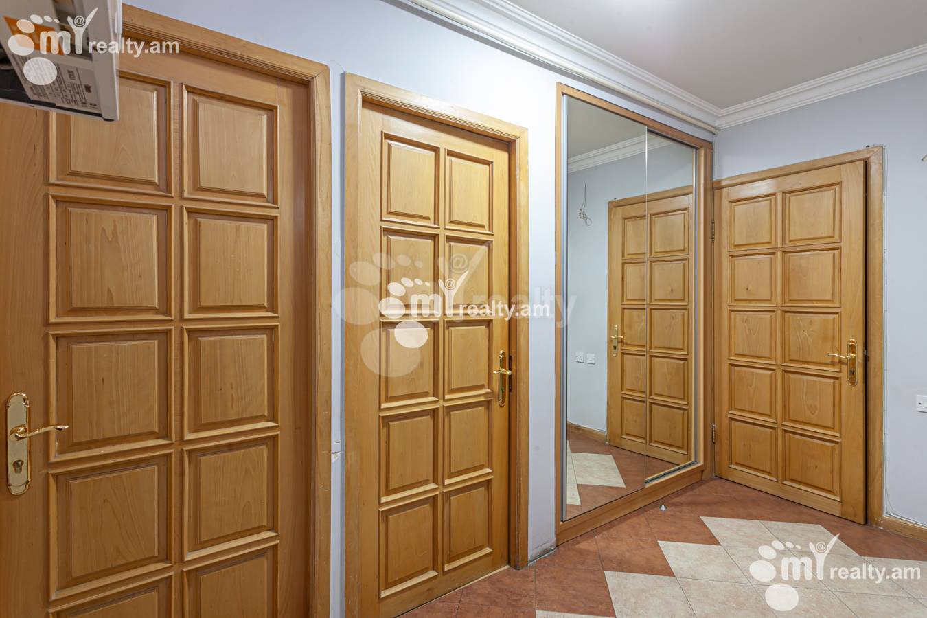 5 bedroom apartment for rent Hr.Kochar St, Arabkir Yerevan, 149005