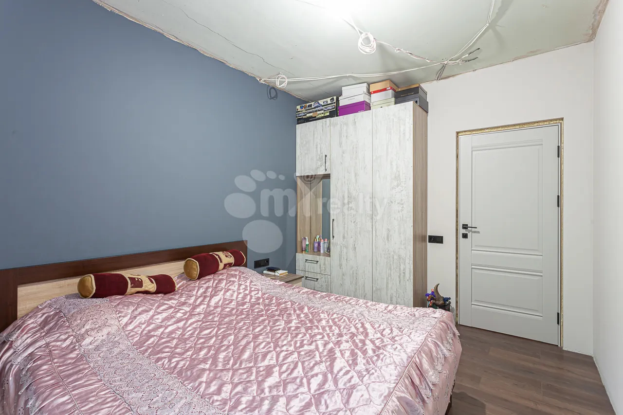 3 bedroom apartment for sale Aghbyur Serob St, Arabkir Yerevan, 160689