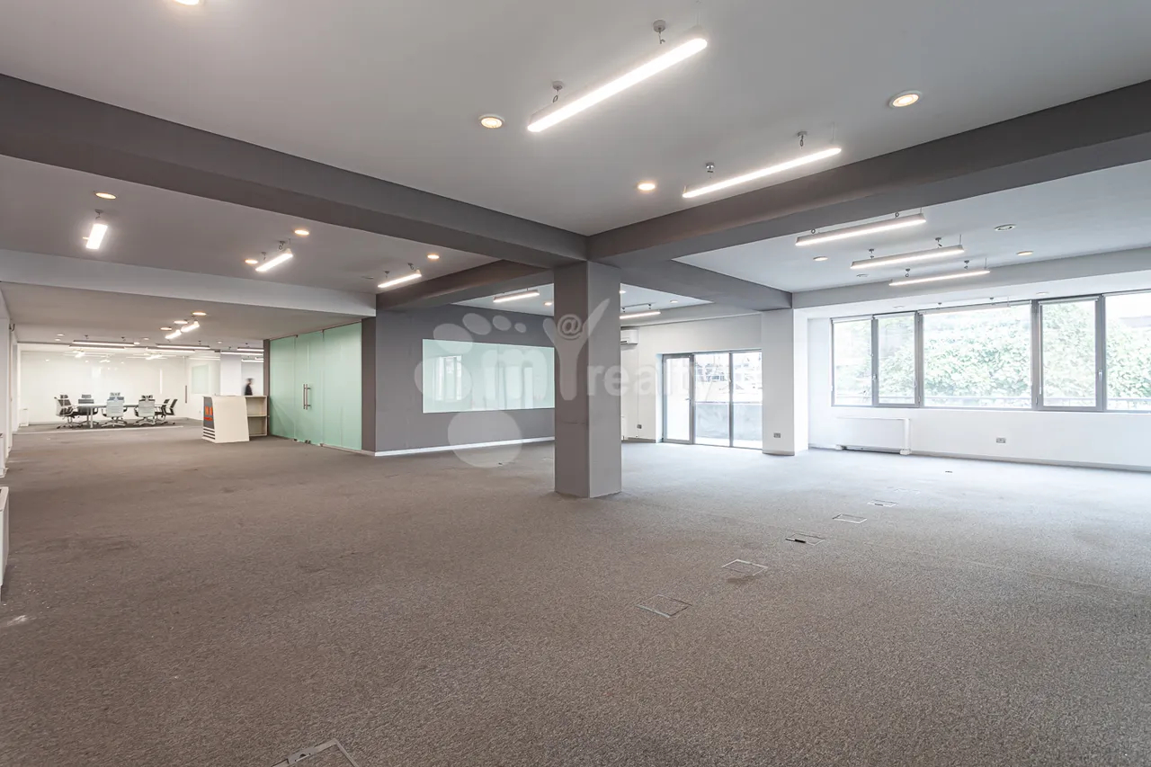 Commercial property for rent Leo St, Center Yerevan, 161973