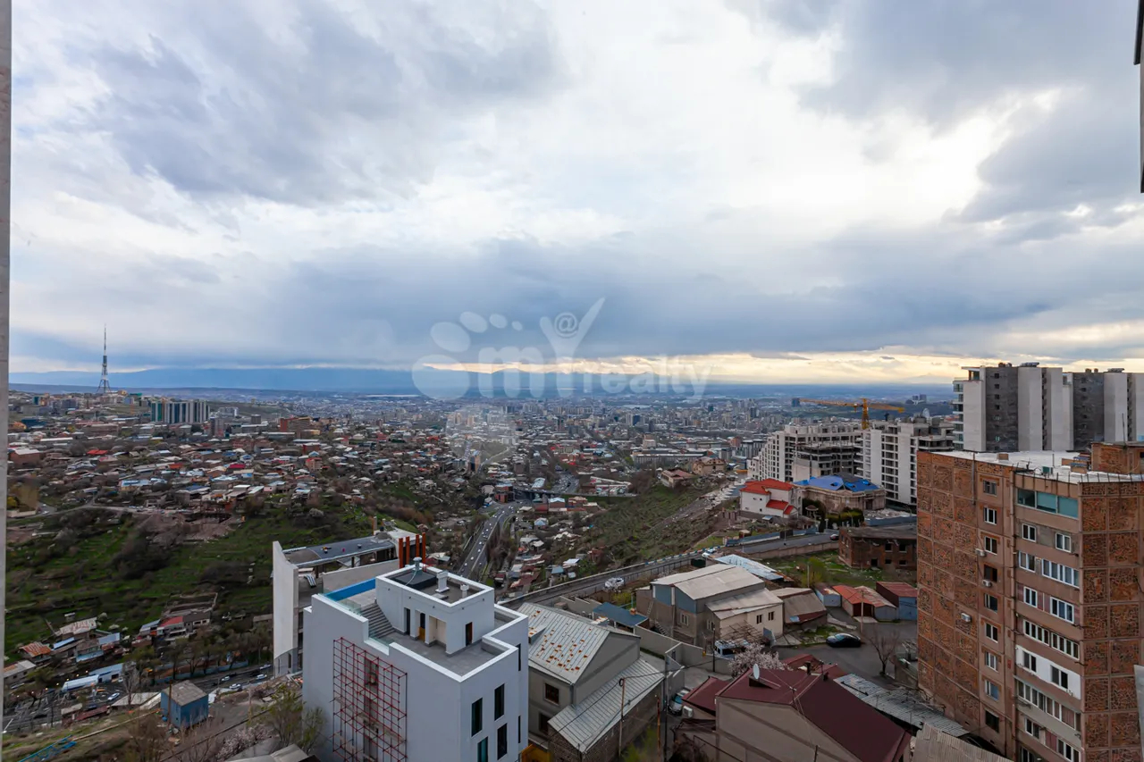 2 սենյականոց բնակարան  Գոգոլի փող., Քանաքեռ-Զեյթուն Երևան, 160144