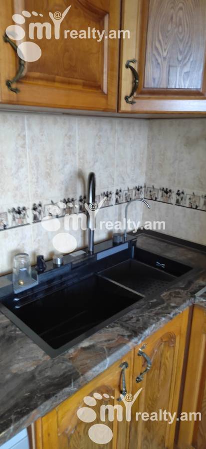 2 սենյականոց բնակարան  Մաշտոցի պող, Կենտրոն Երևան, 155513