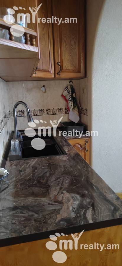 2 սենյականոց բնակարան  Մաշտոցի պող, Կենտրոն Երևան, 155513