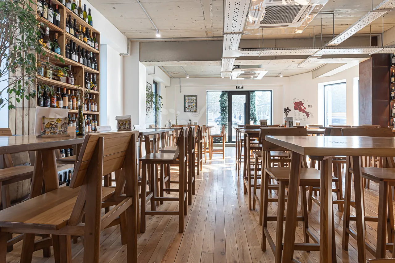 Снять коммерческoе помещение Джрвеж, Джрвеж Котайк, 158121