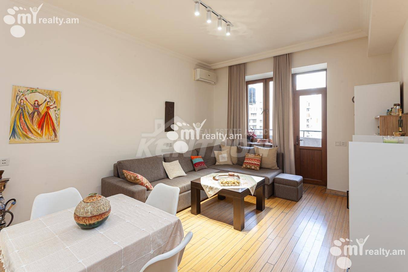2 bedroom apartment for sale خیابان آرگیشتی, مرکز شهر ایروان, 155297