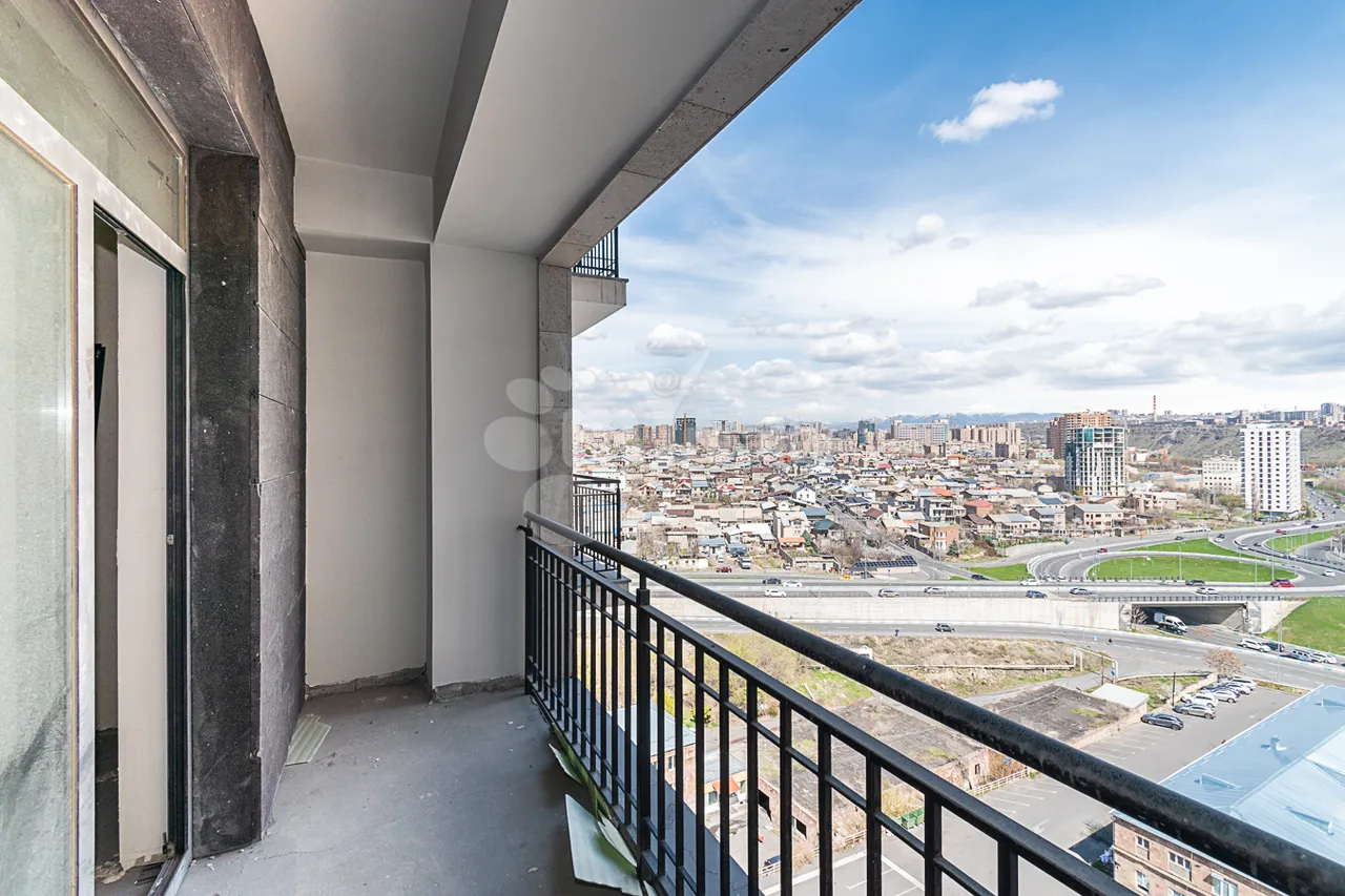 3 սենյականոց բնակարան  Հալաբյան փող, Աջափնյակ Երևան, 160127