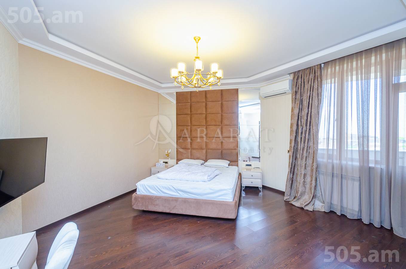 3 bedroom apartment for sale Hayrik Muradyan street, عربگیر ایروان, 151291
