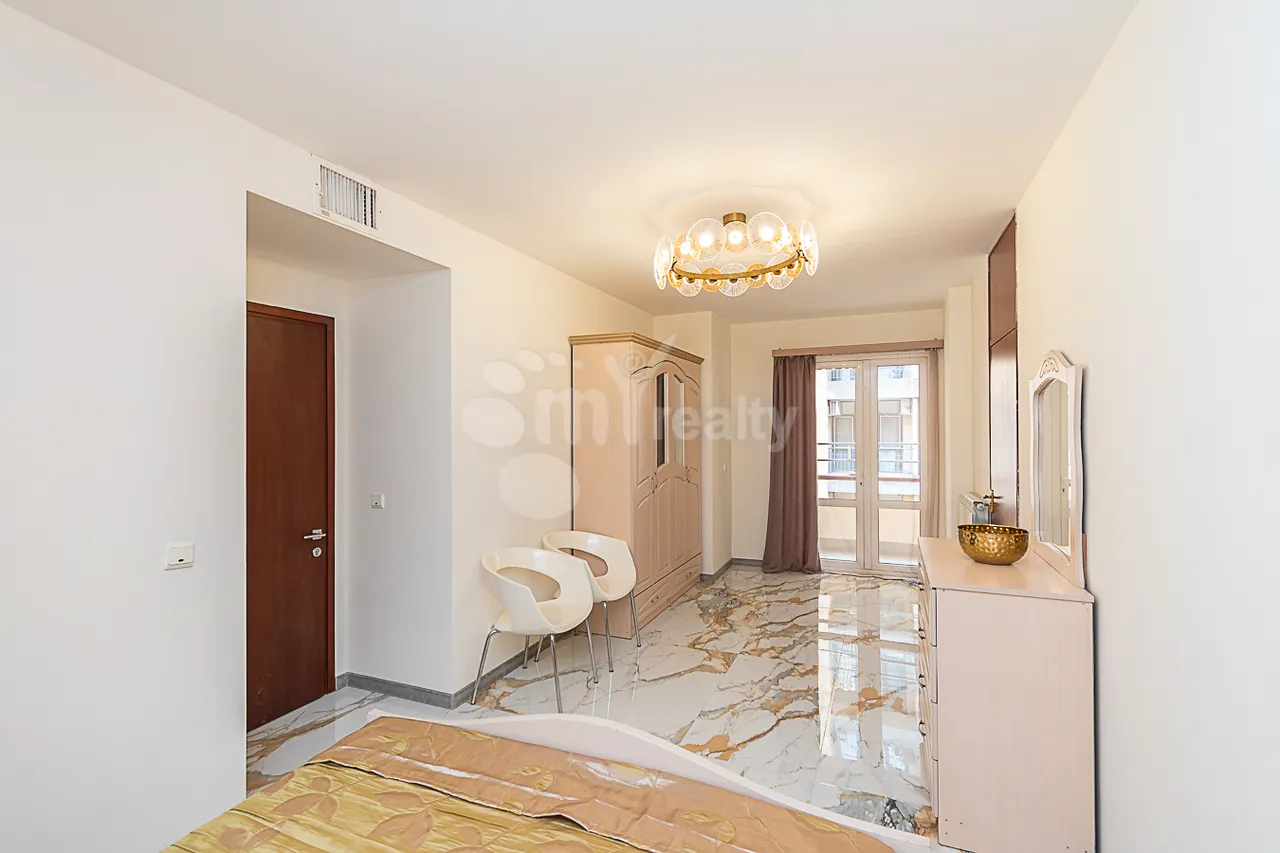 3 bedroom apartment for rent Aram St, Center Yerevan, 162020
