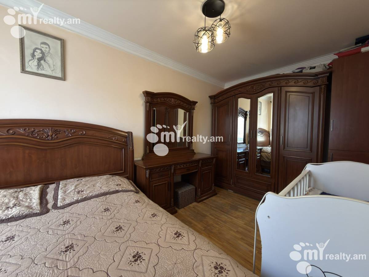 4 bedroom apartment for sale Gyulbenkyan St, Arabkir Yerevan, 159881