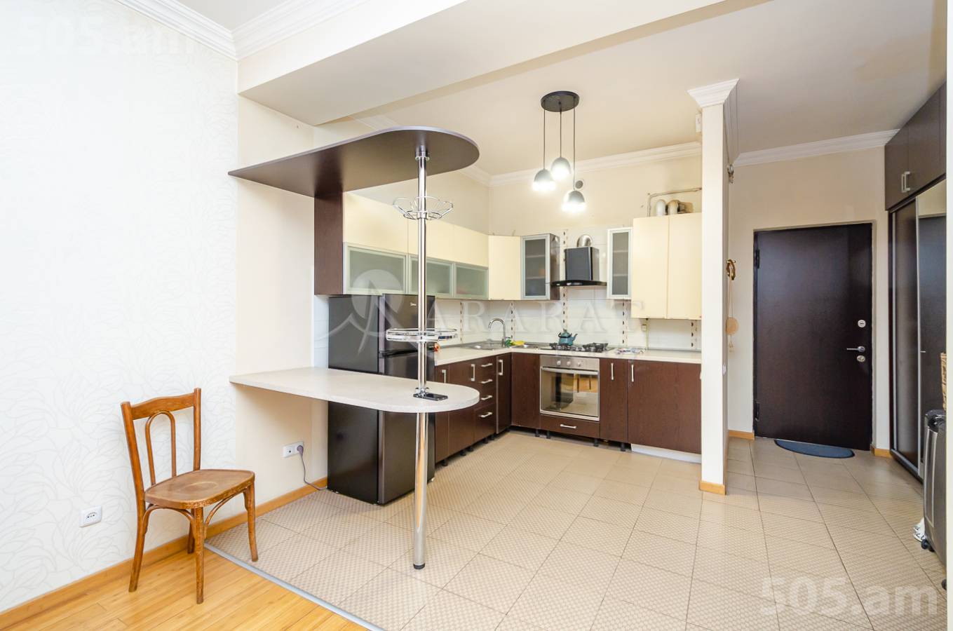 Купить 2 комнатную квартиру Ин ереванци ул, Центр Ереван, 152611