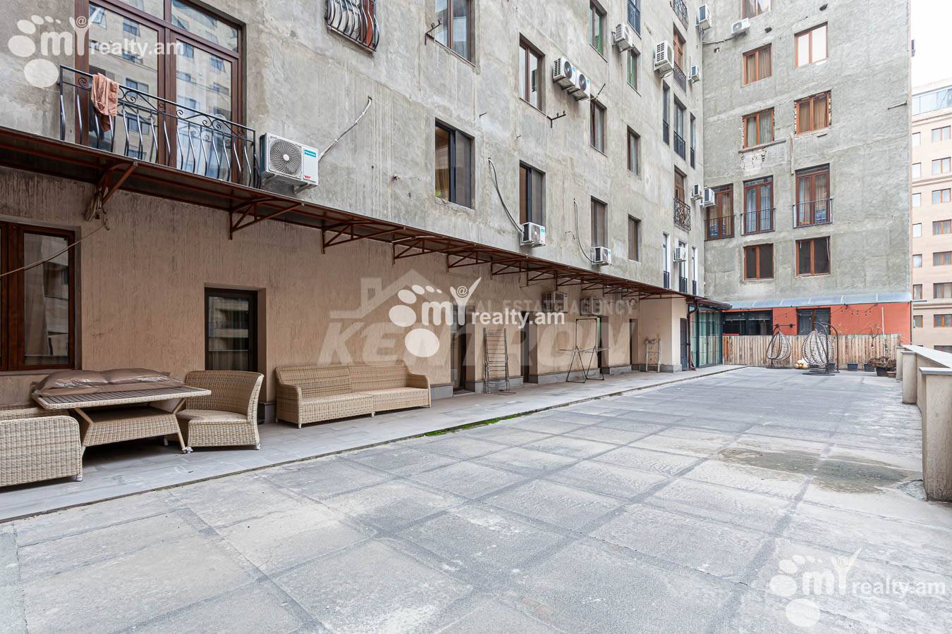 2 սենյականոց բնակարան վարձով Ամիրյան փող, Կենտրոն Երևան, 154265
