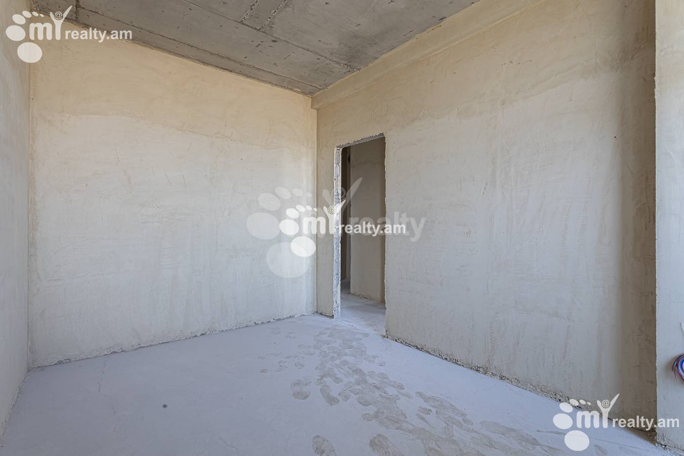 3 bedroom apartment for sale Tsovakal Isakov Ave, Center Yerevan, 156850