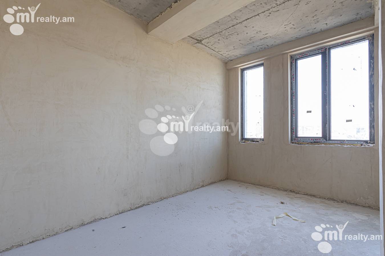 3 bedroom apartment for sale Tsovakal Isakov Ave, Center Yerevan, 156850