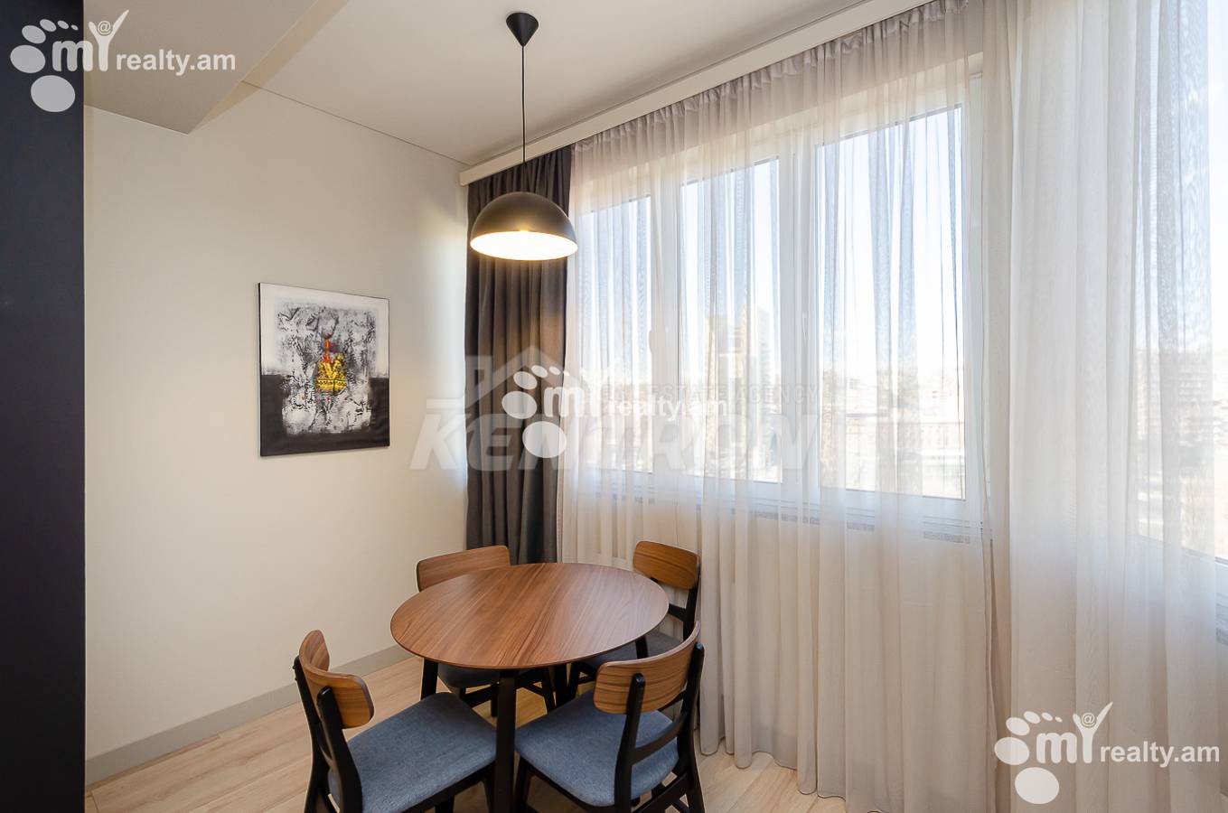 3 bedroom apartment for sale rue d'A.Manukyan, Center Yerevan, 143647