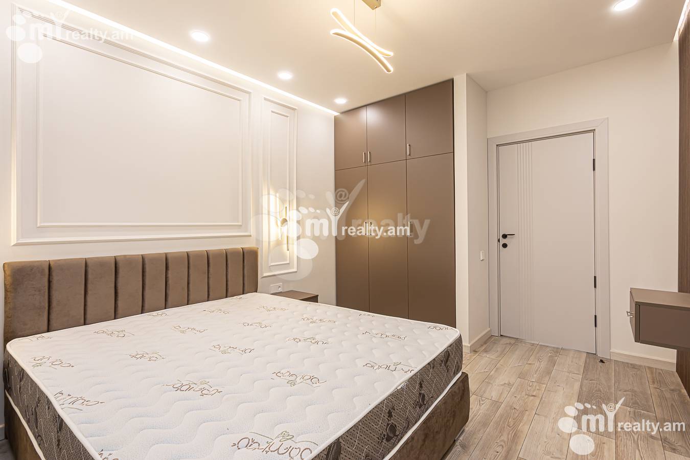 2 bedroom apartment for rent Nalbandyan St, Center Yerevan, 156749