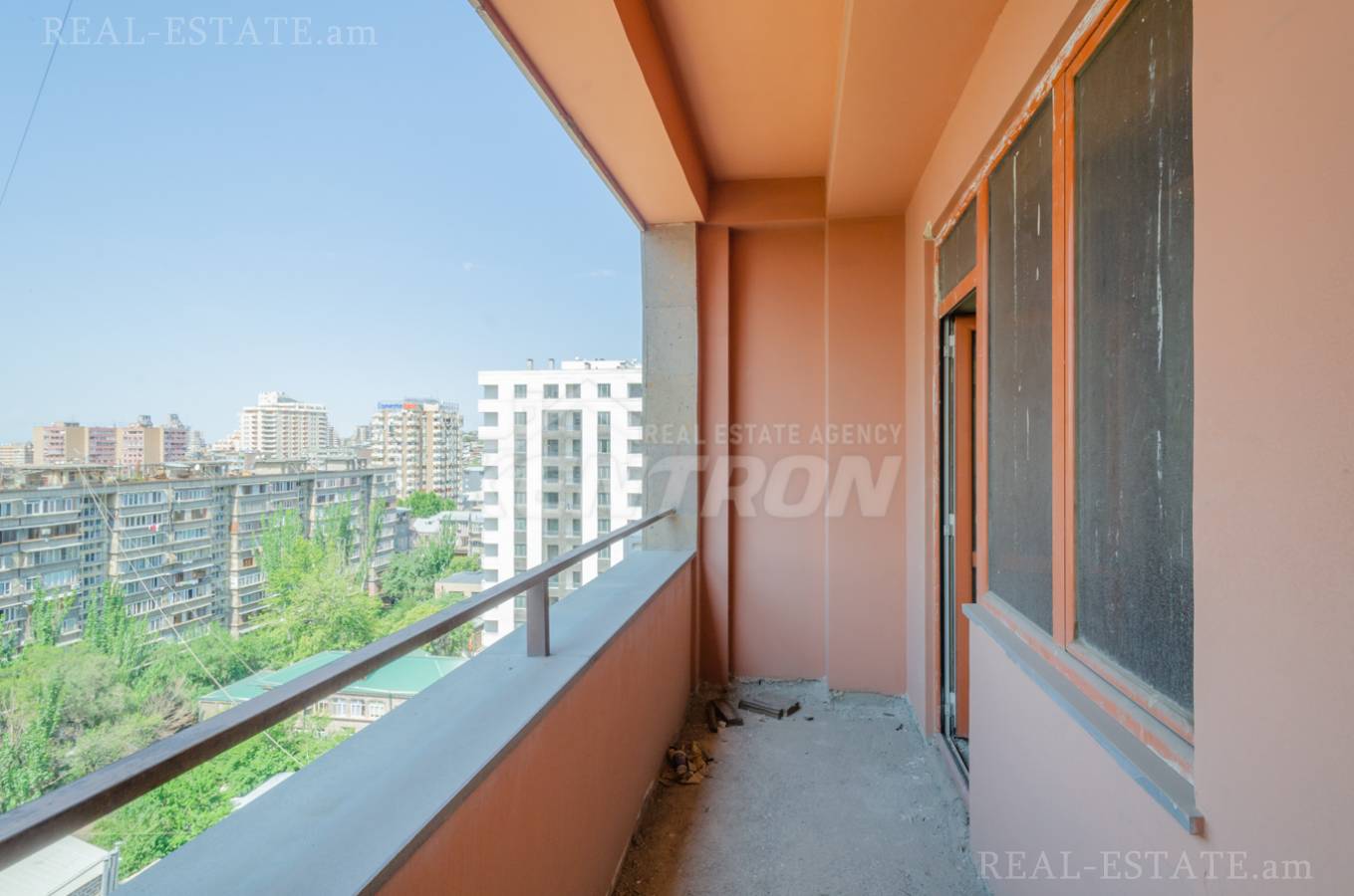 3 bedroom apartment for sale خیابان بوزند, مرکز شهر ایروان, 136943