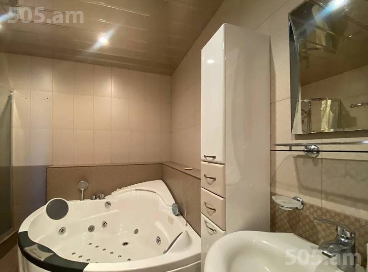 5 bedroom apartment for rent Northern(Hyusisayin)  Ave, Center Yerevan, 150614