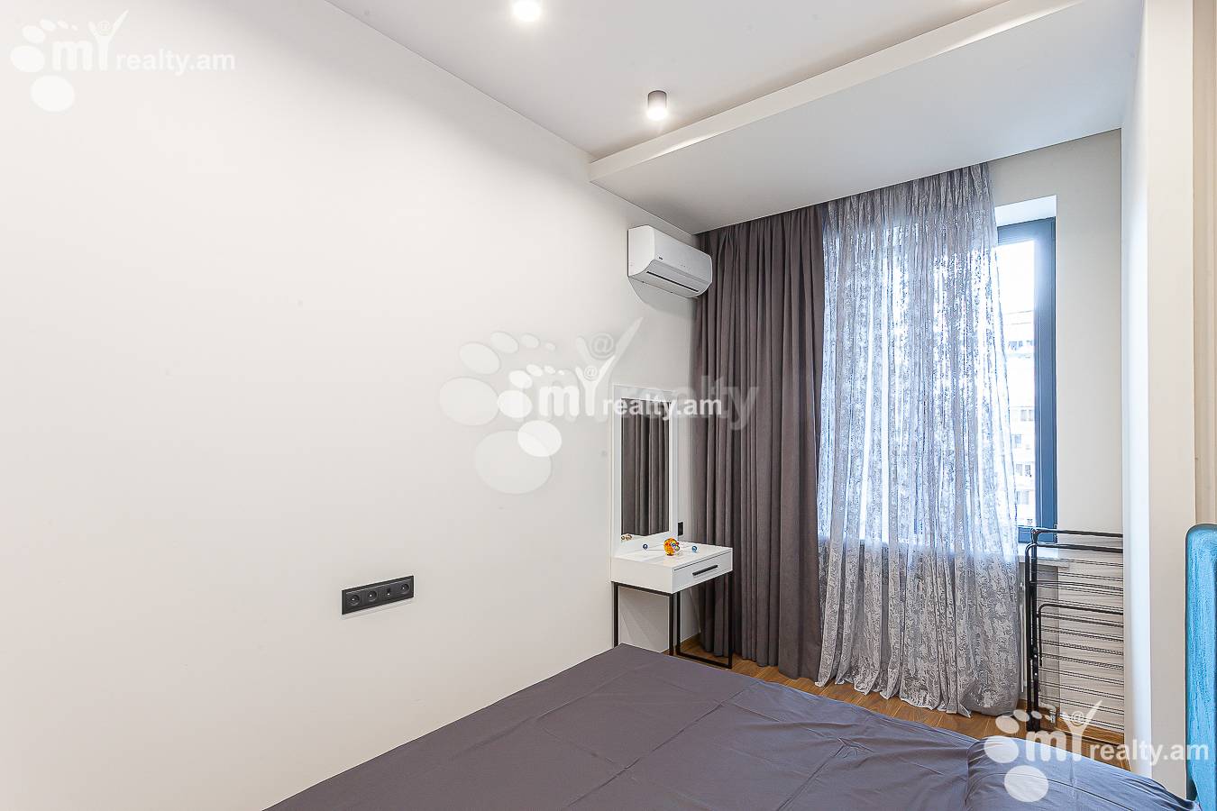 Купить 3 комнатную квартиру Терян ул, Центр Ереван, 153309