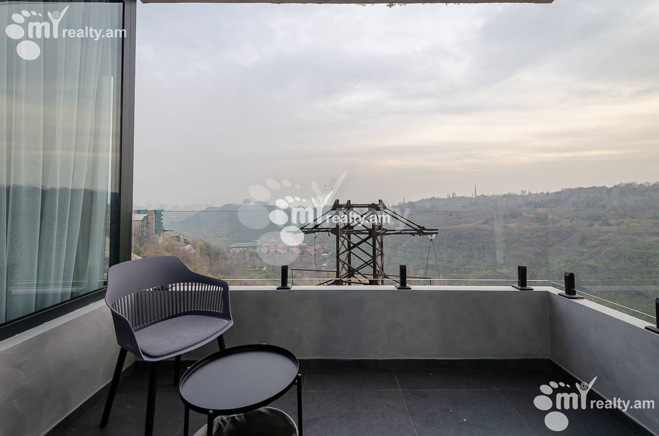 3 սենյականոց բնակարան  Օրբելի Եղբայրների փող, Արաբկիր Երևան, 142936