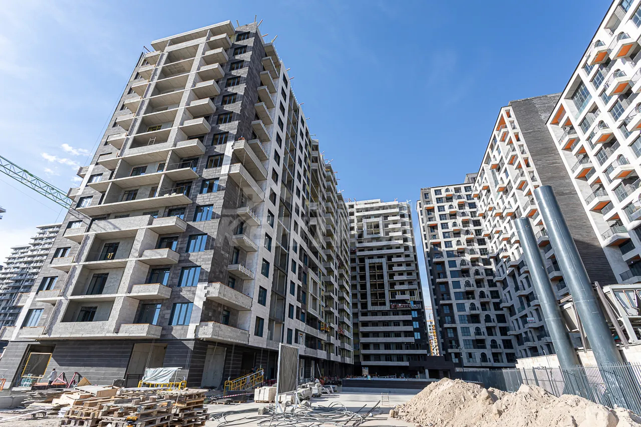 Купить 3 комнатную квартиру Ленинградян ил, Ачапняк Ереван, 157481