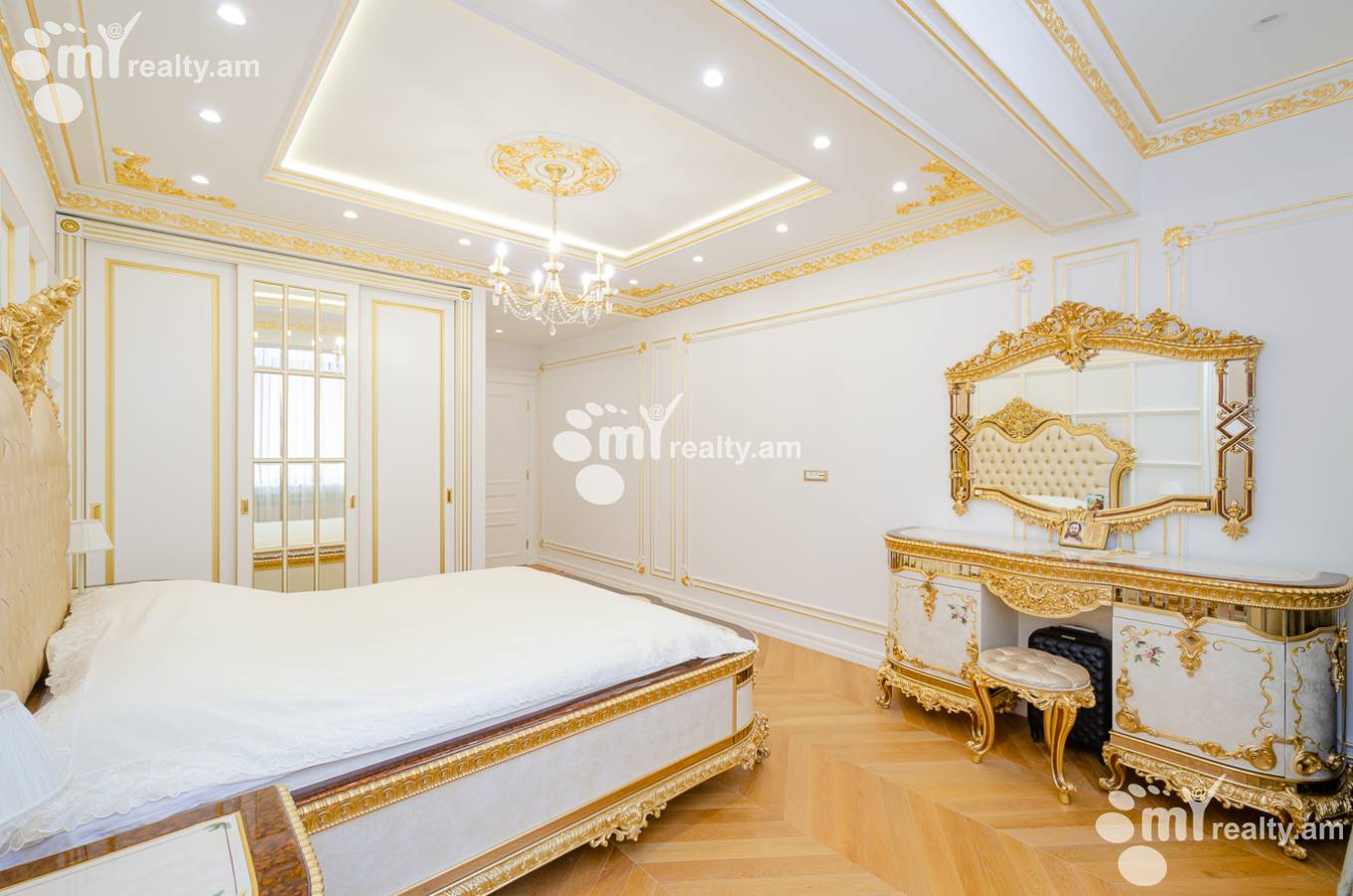 3 սենյականոց բնակարան  Հյուսիսային պող, Կենտրոն Երևան, 154534