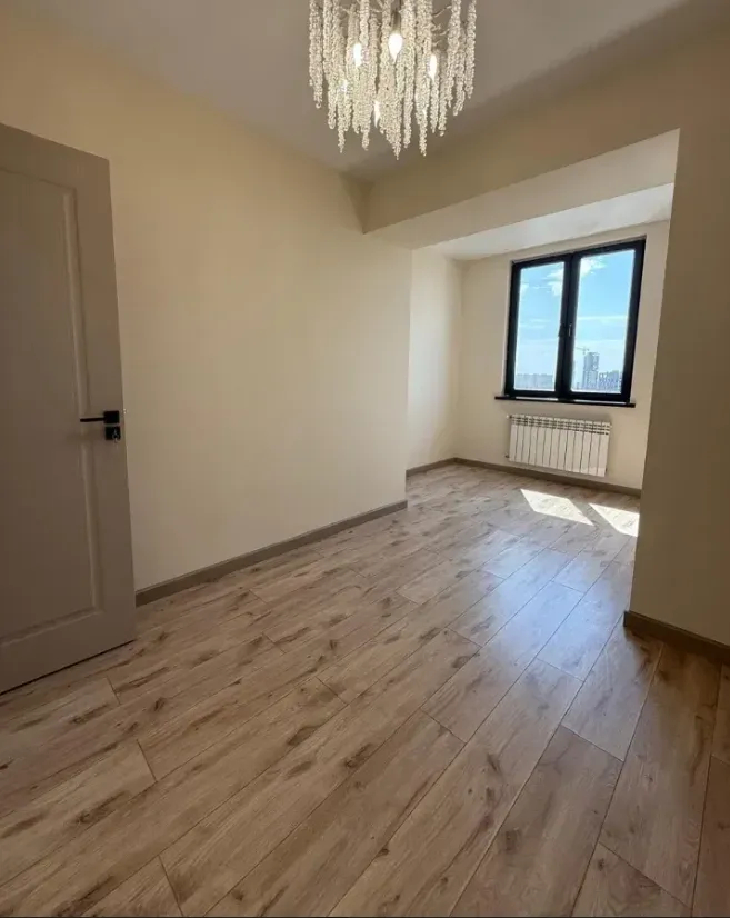 3 սենյականոց բնակարան  Կիևյան փող 1ին նր, Արաբկիր Երևան, 161573