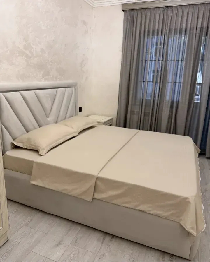 3 bedroom apartment for rent Zakyan St, Center Yerevan, 161552