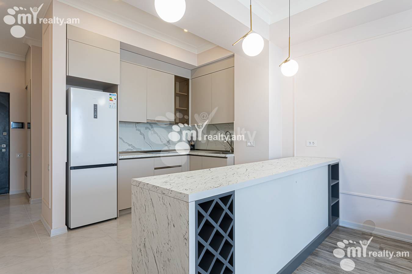 3 bedroom apartment for sale خیابان آخبیور سِروب, عربگیر ایروان, 156383