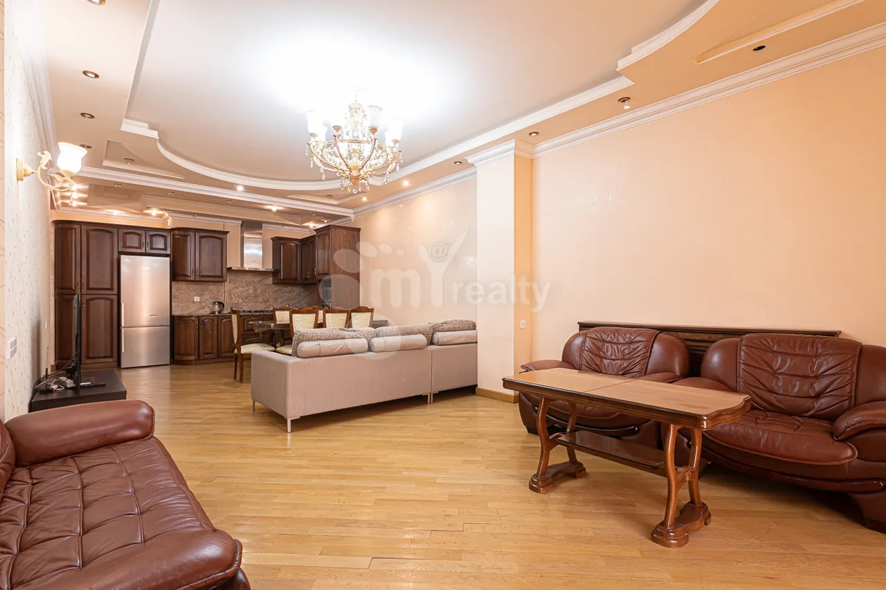 3 սենյականոց բնակարան վարձով Սայաթ-Նովայի պող, Կենտրոն Երևան, 158875