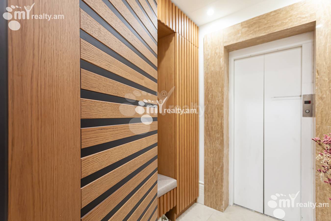 5 bedroom apartment for sale Buzand St, Center Yerevan, 154378