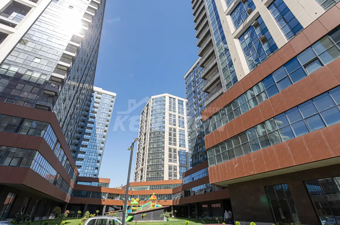 2 bedroom apartment for sale خیابان کومیتاس, عربگیر ایروان, 159261